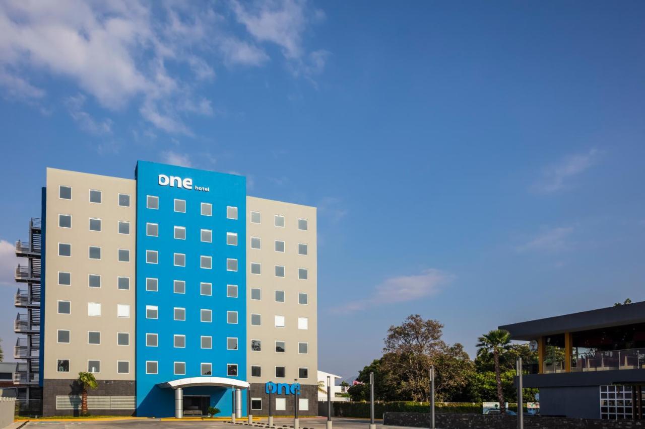 One Tuxtla Gutierrez Hotel Exterior photo