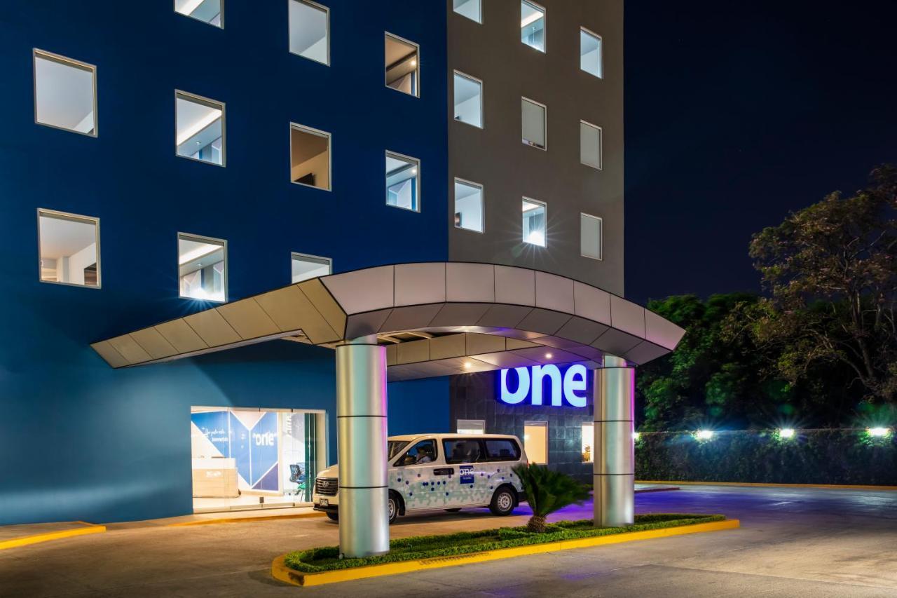 One Tuxtla Gutierrez Hotel Exterior photo