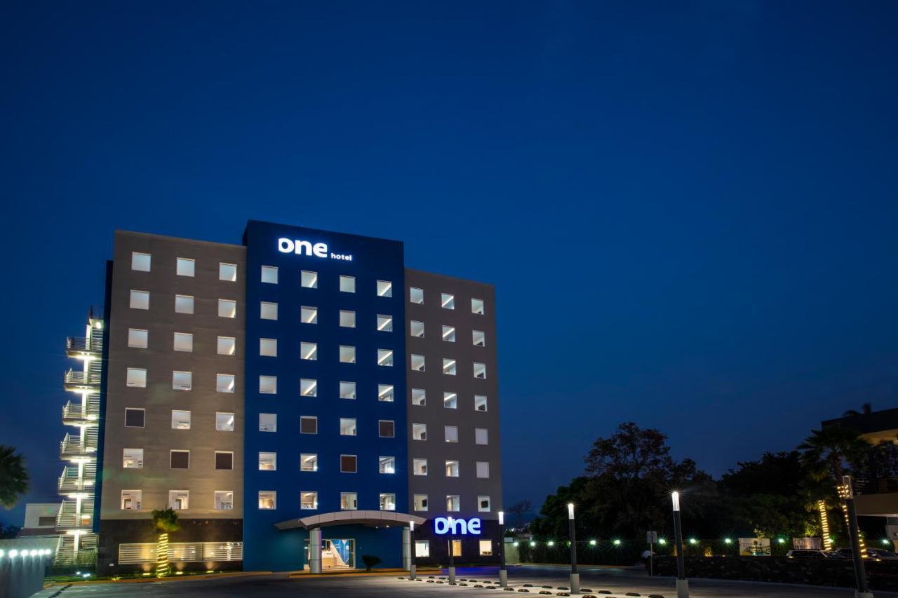 One Tuxtla Gutierrez Hotel Exterior photo